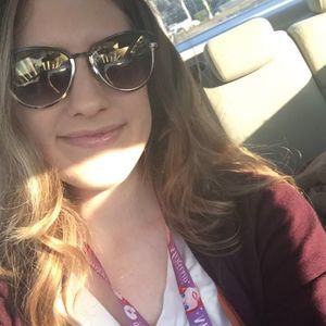 Meet your Posher, Katelyn